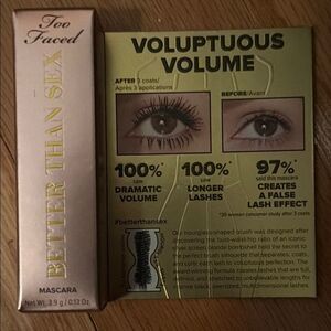Too Faced Voluptuous Volume Mascara - Black
